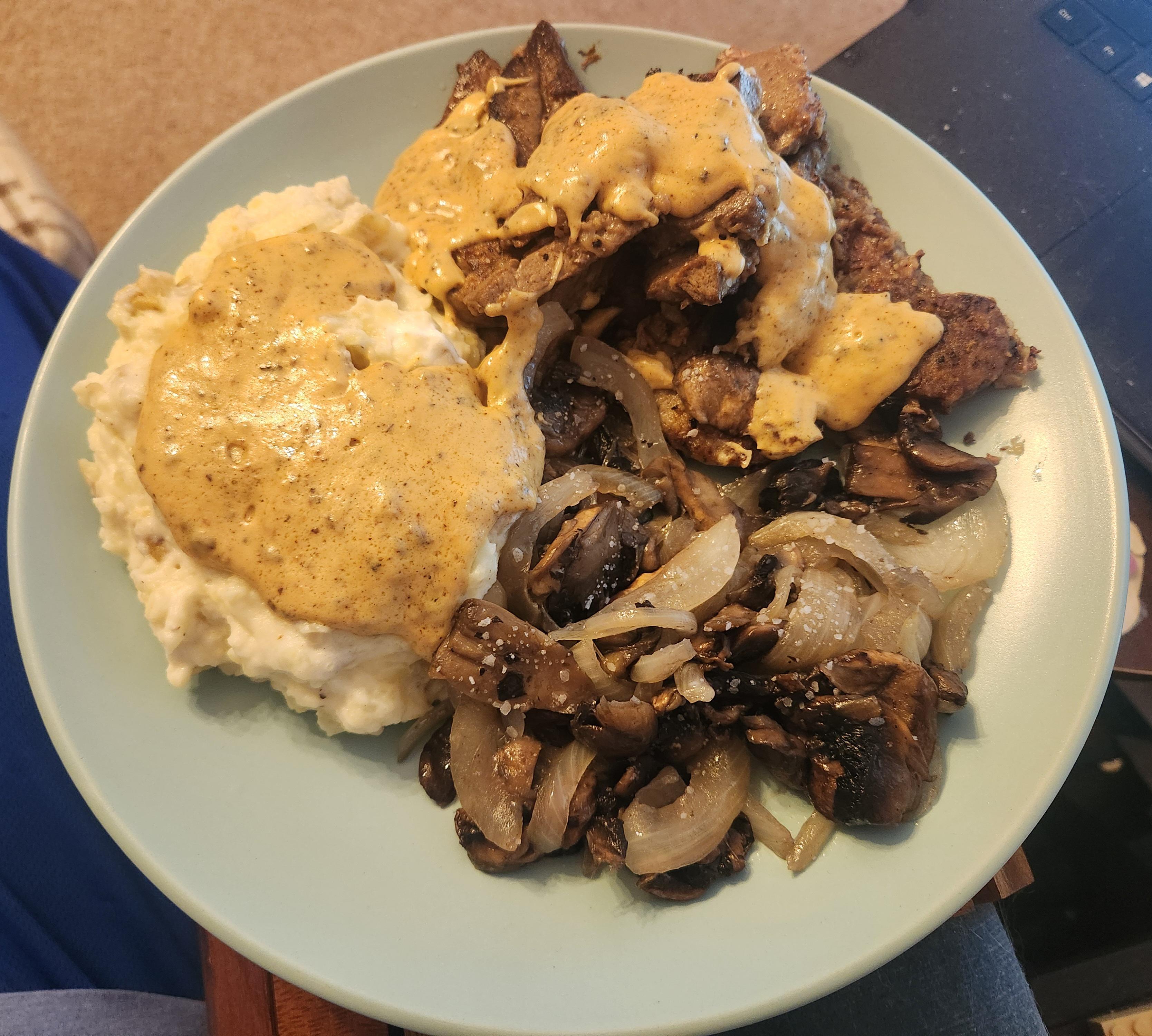 Liver and onions with gravy