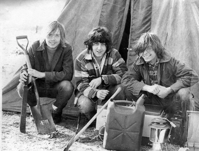 Buddies who camp together.
