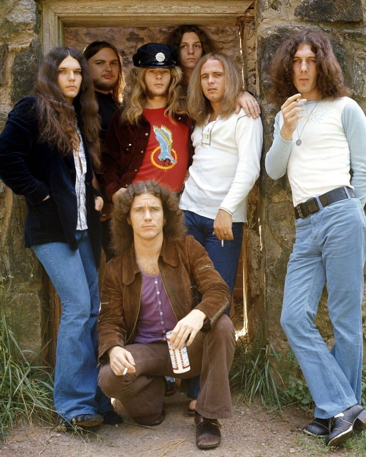 Lynyrd Skynyrd — Ronnie Van Zant (1977)