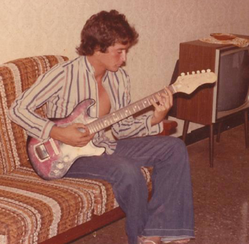 Guitar Guy: No Job, No Shirt Buttons, No Problem