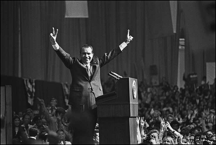 President Richard Nixon: Now a Crisis Leader
