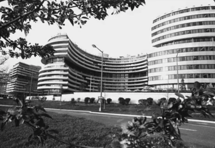 The Watergate Hotel and Office Complex: Epicenter of a National Scandal