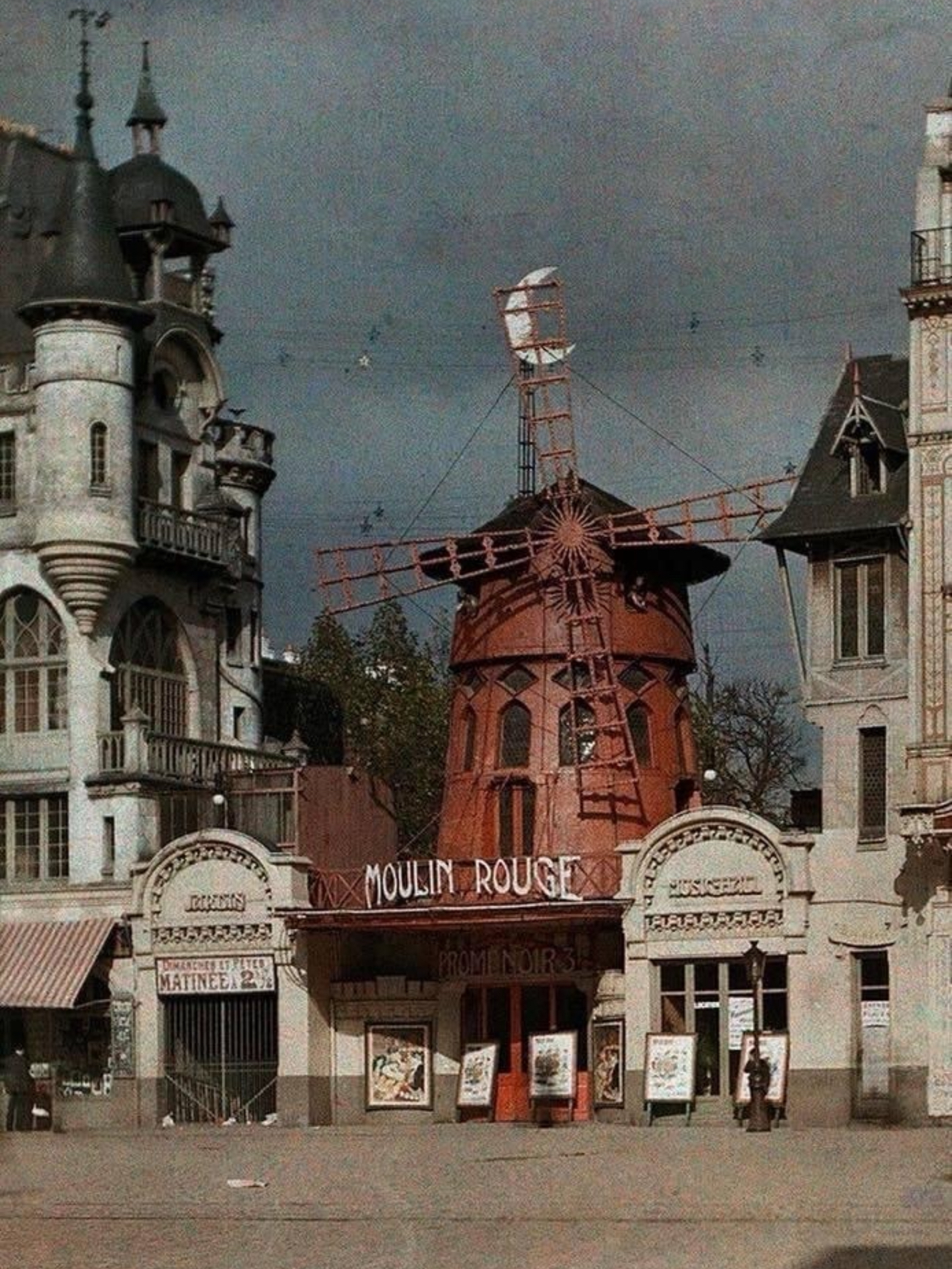 Original Moulin Rouge, Paris, 1914