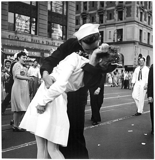 The V-J day kiss, 1945