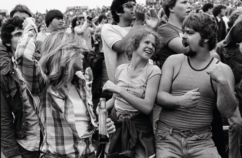 Rolling Stones Concert: Sweat, Smoke, and Sweet Chaos