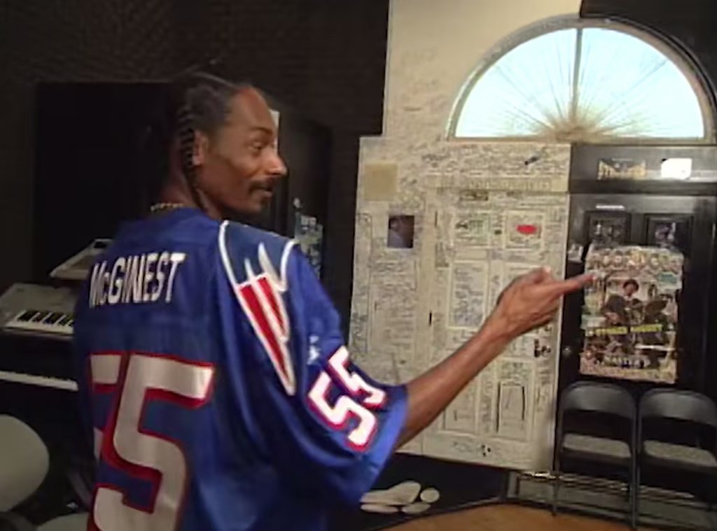 Snoop Dogg’s “snooper market”