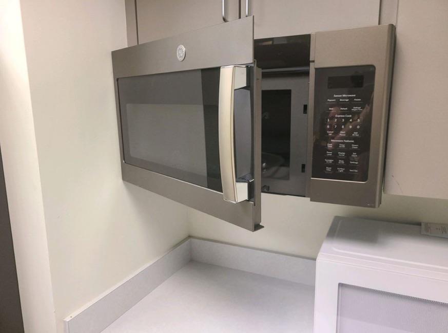 The performative microwave. Hope you weren't that hungry.