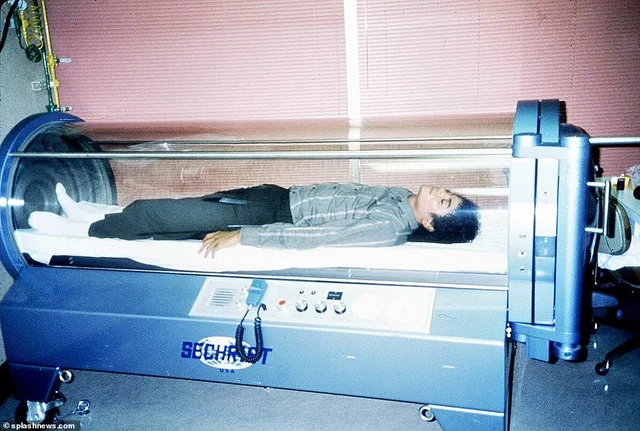 Michael Jackson slept in an oxygen chamber