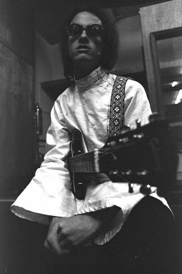 Robby Krieger: Studied Psychology