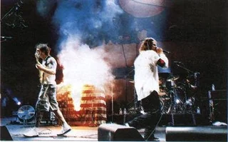 Rage Against the Machine at L.A. democratic convention (2000)