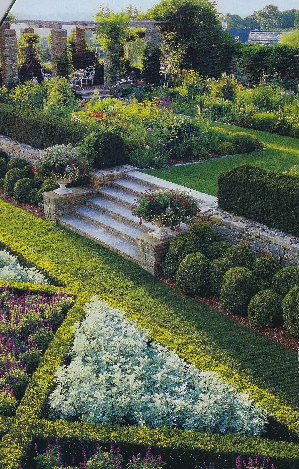 Backyard? Try Botanical Bliss on a Billionaire’s Budget