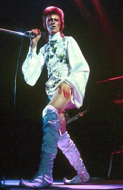 Thigh-High Boots + Bare Legs = Iconic Math