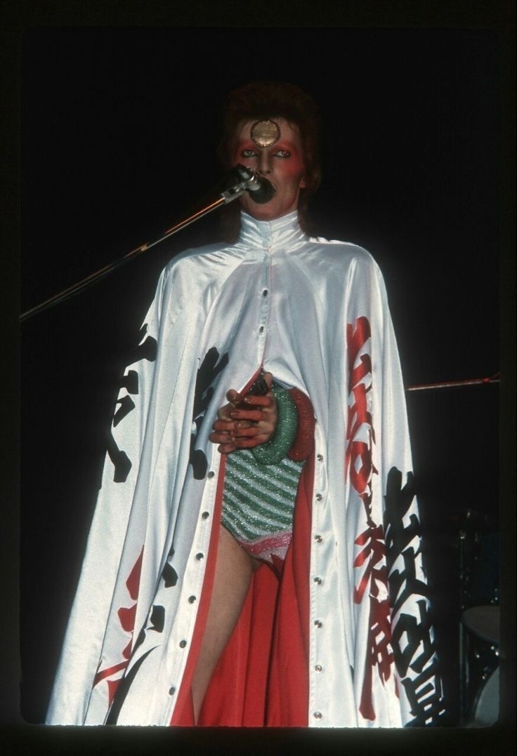 Bare Legs, Massive Coat, Bigger Energy