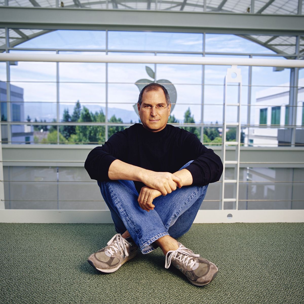 Steve Jobs Owns A $10,000 Japanese Tea Set