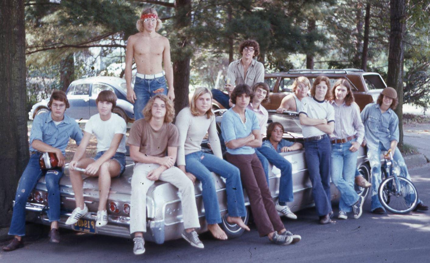 Squad goals but make it 1970s style.