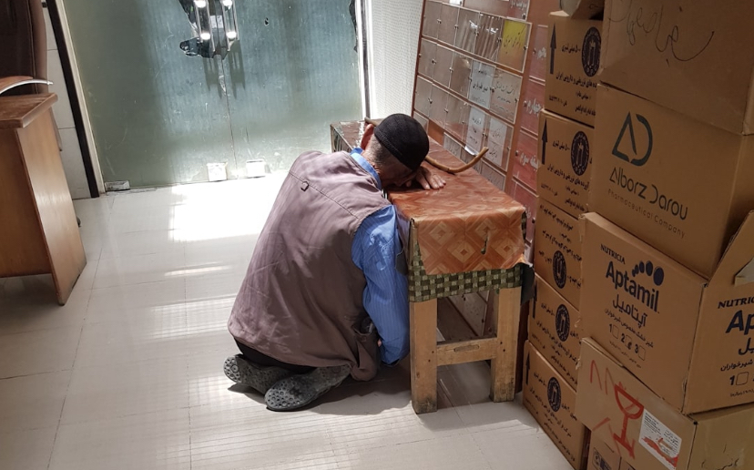 One Man, 30 Angled Posts, and No Sense of Symmetry