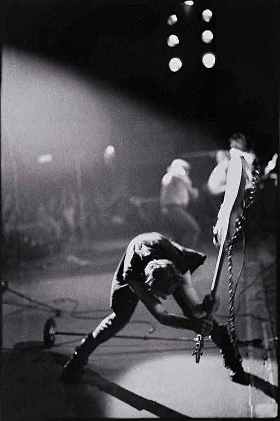 The Clash – "London Calling"