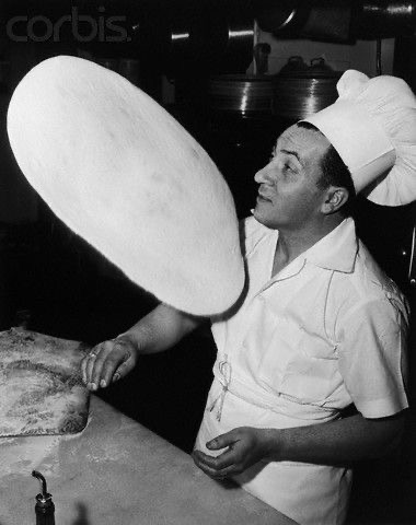 The Pizzaiolo: Early Masters of the Craft