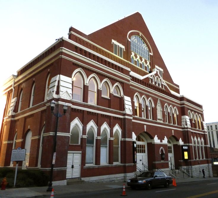 The Birth of a Legend: The Ryman Auditorium Era