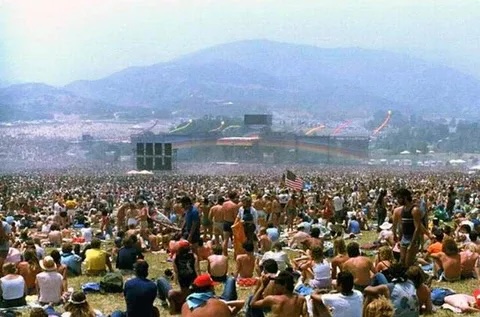 Sun, music and a sea of people.