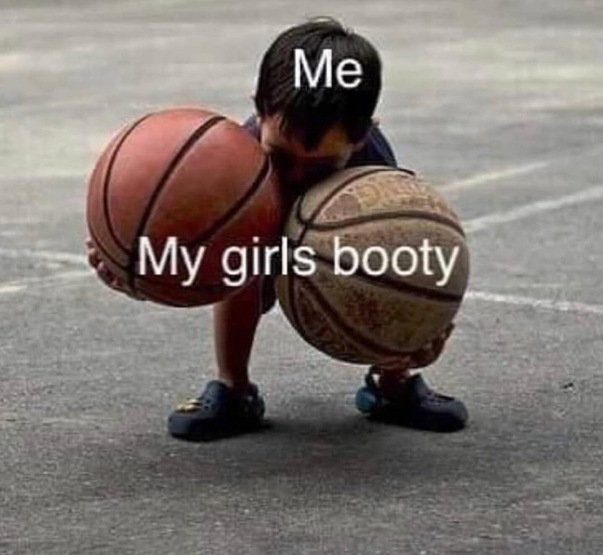 20 Butt Memes So Juicy That They Should Come With a Warning