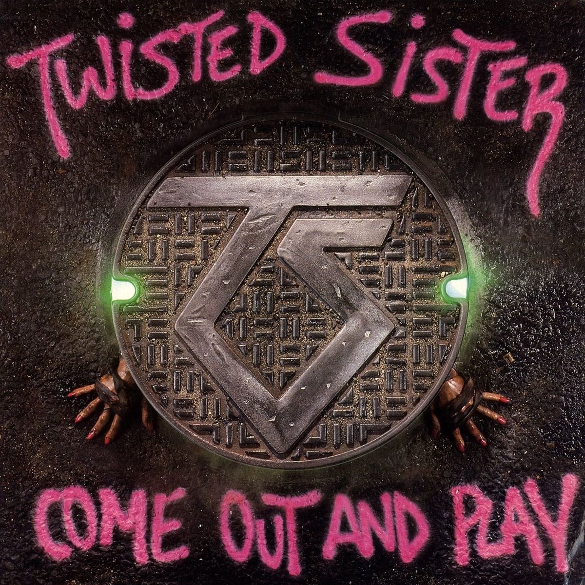 Twisted Sister – Come Out and Play