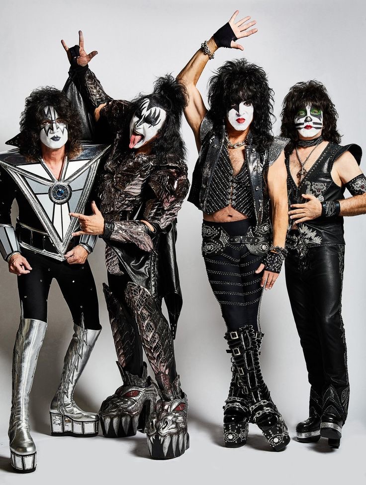 KISS – “Rock and Roll All Nite”