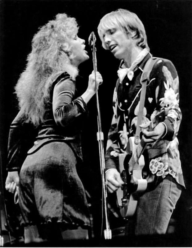 Stop Draggin’ My Heart Around - Stevie Nicks