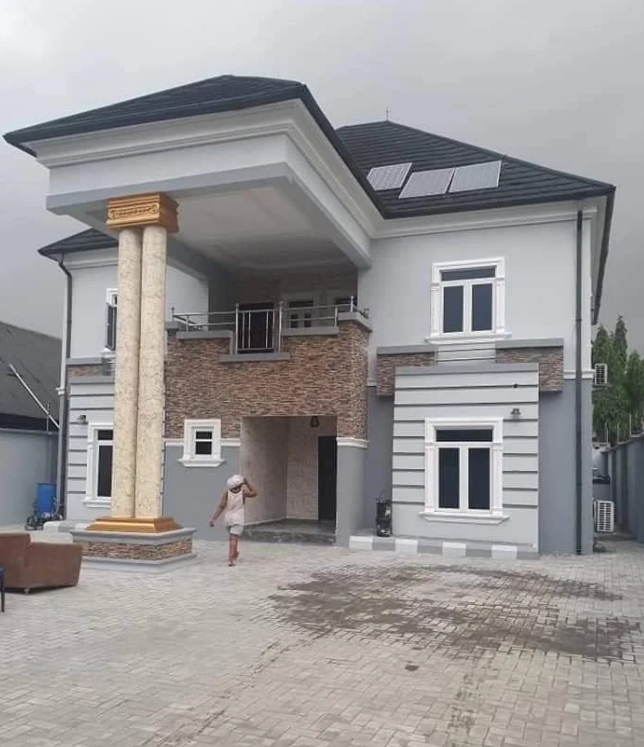 When you order Roman architecture from a shady website.