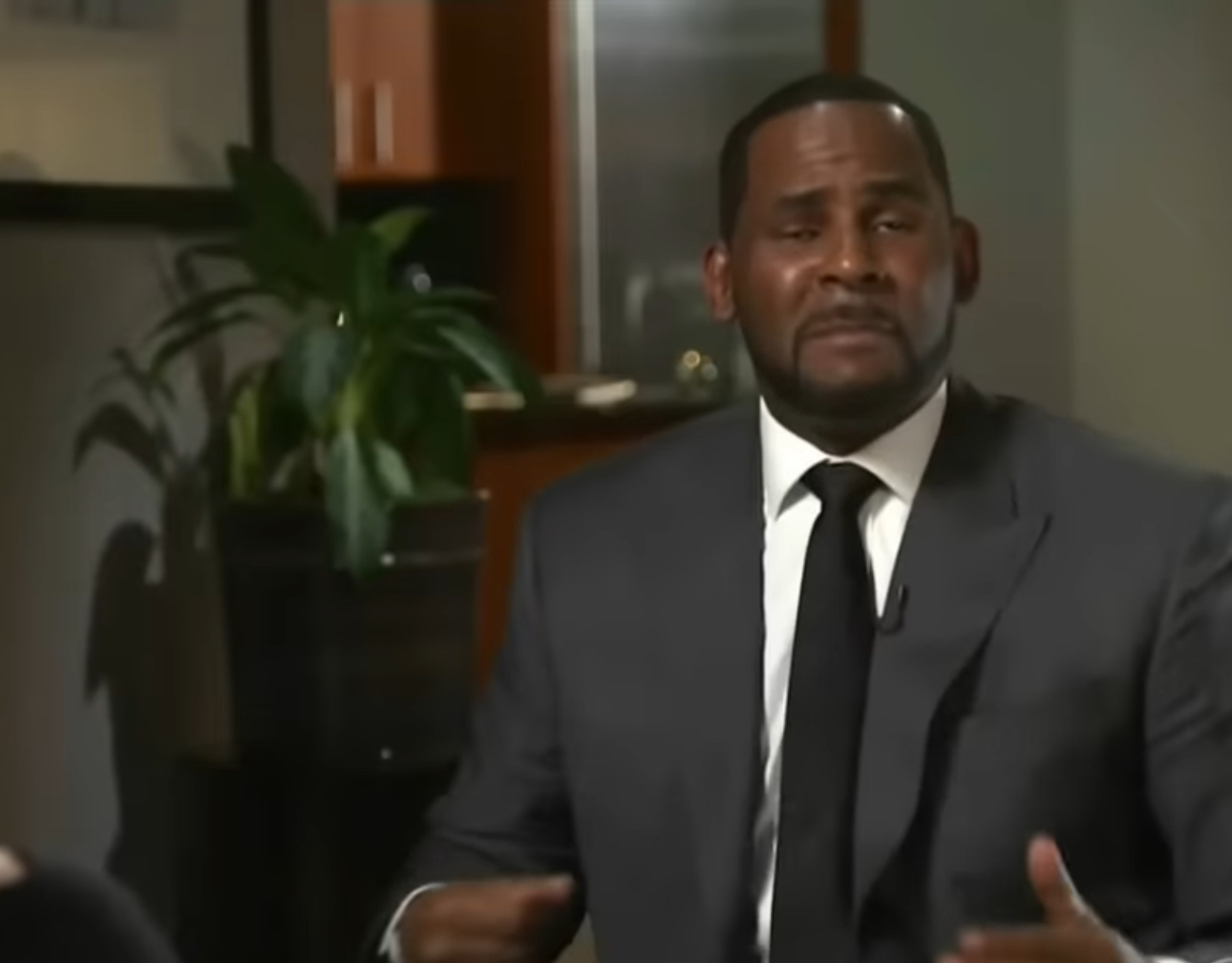 “I’m Fighting for My Life!”: R. Kelly Breaks Down