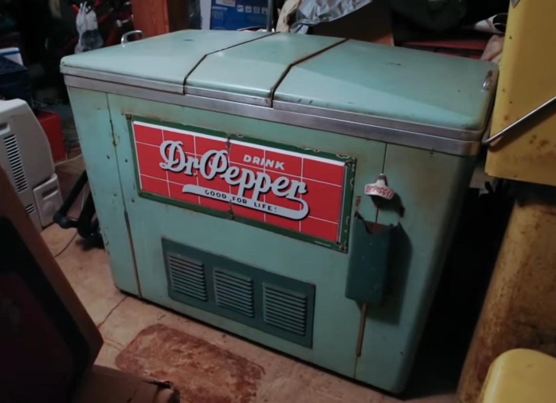 Dr Pepper Cooler: Ice Cold, Texas Born