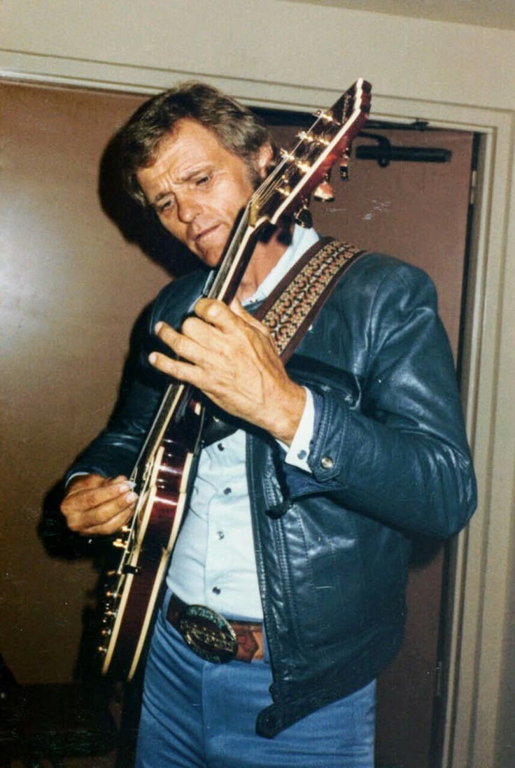 Jerry Reed Had More Swagger Than a Cadillac on Fire