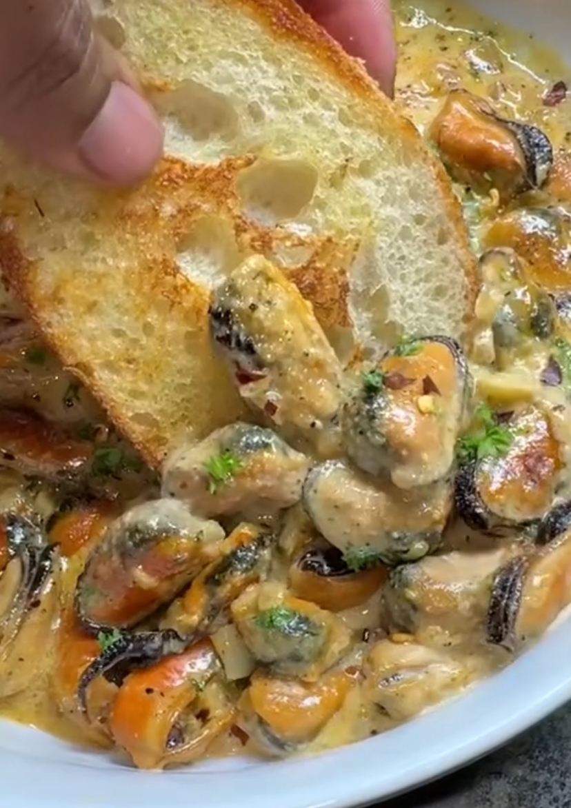 Garlic Butter Mussels 