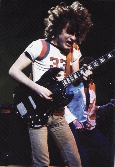 Angus Young Melting Faces in Real Time