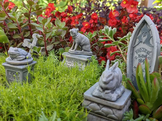 Haunted mansion pet cemetery