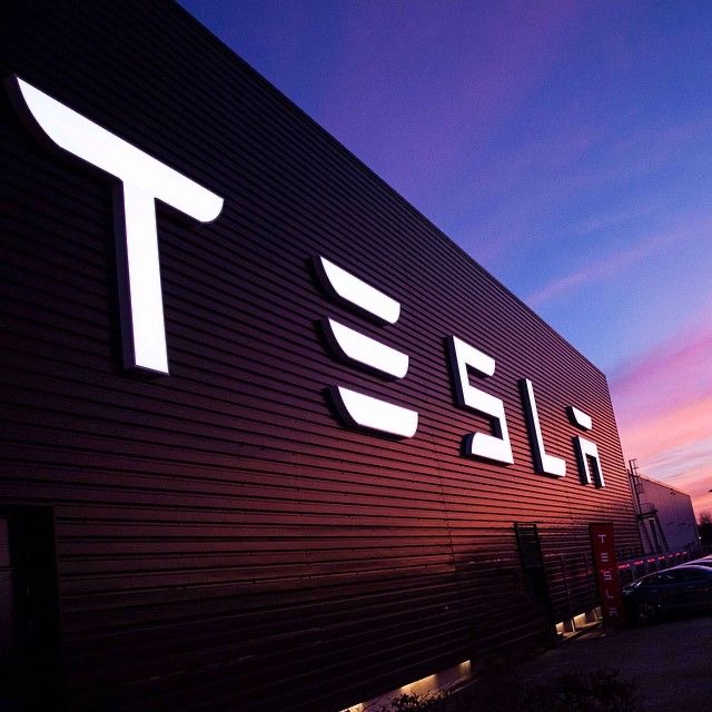 Tesla’s Referral Program