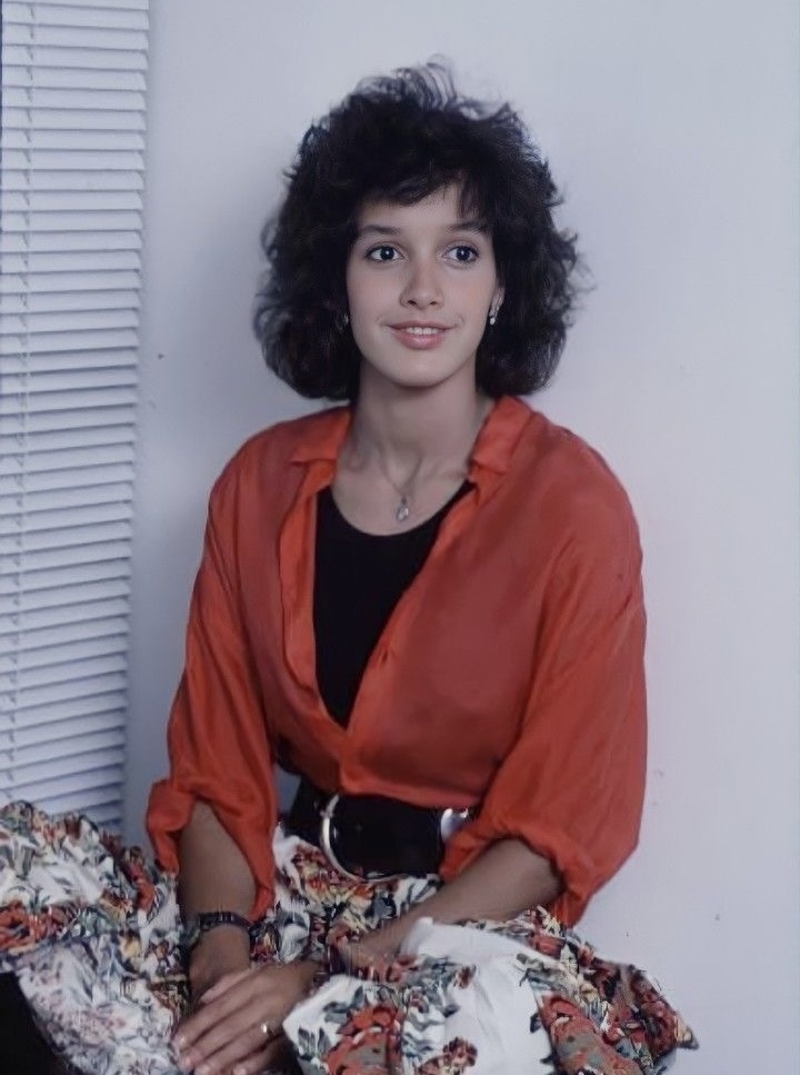 Jennifer Beals