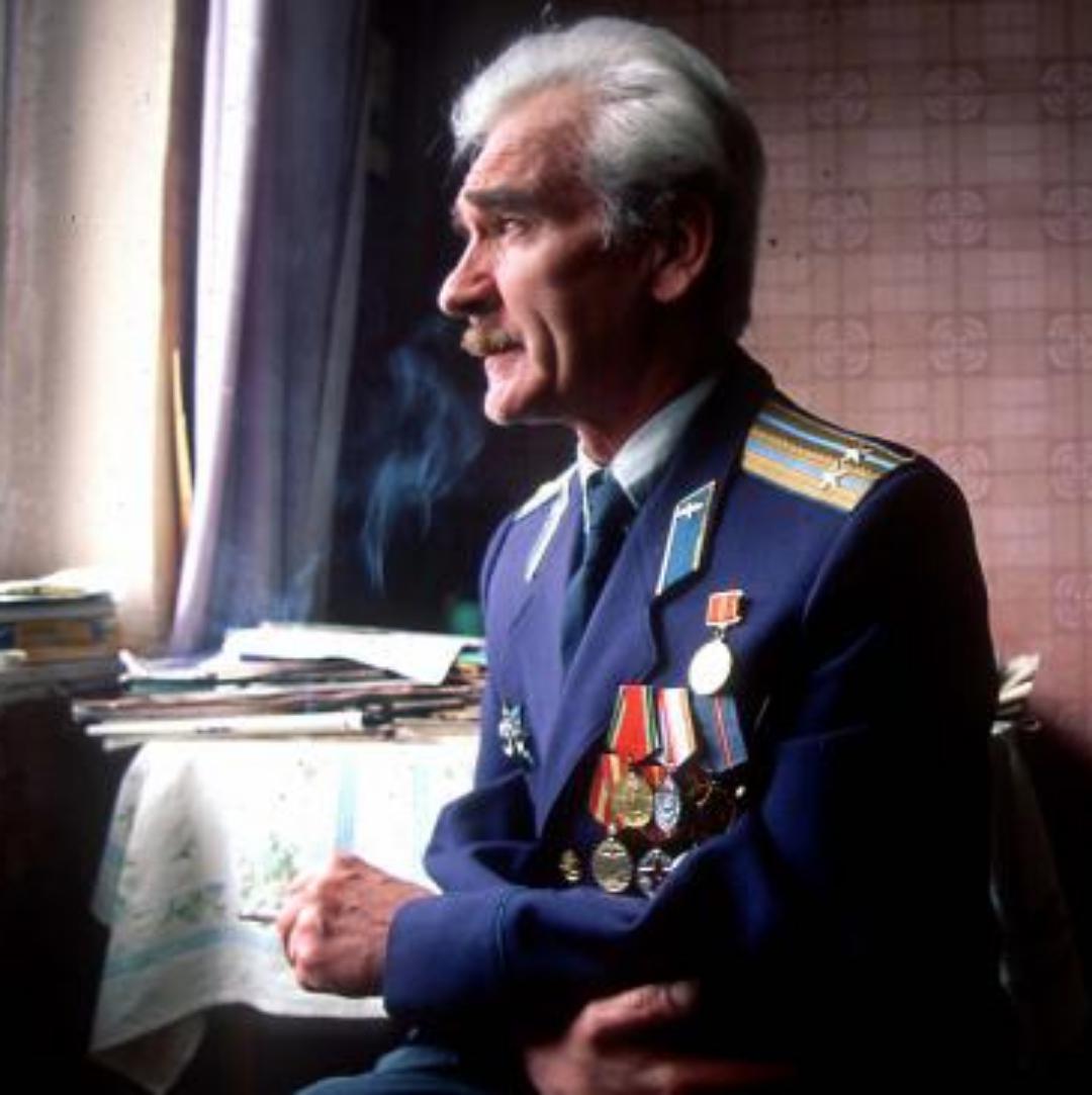What if Stanislav Petrov had reported a false nuclear launch in 1983?