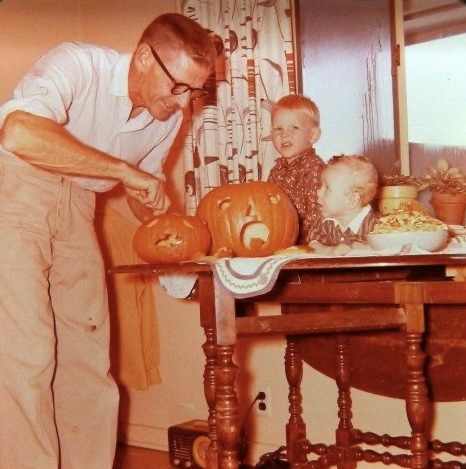 Sharp knives. No gloves. Let’s bond.