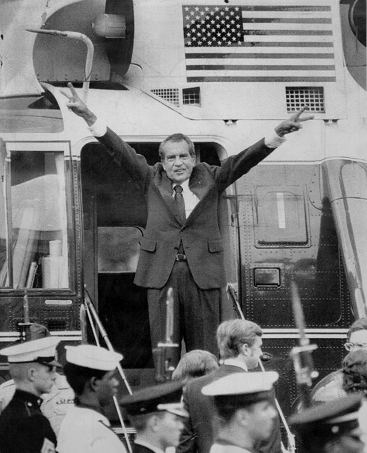 When The President Waved Goodbye on Live TV