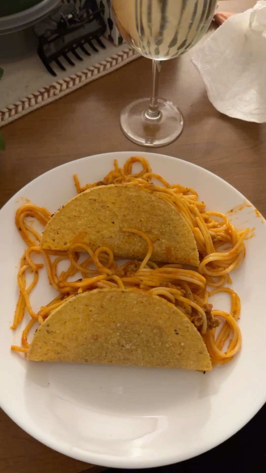Spaghetti Tacos