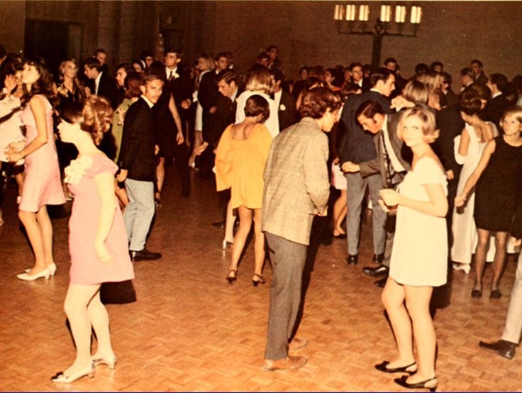 Dancing in Segregated Venues