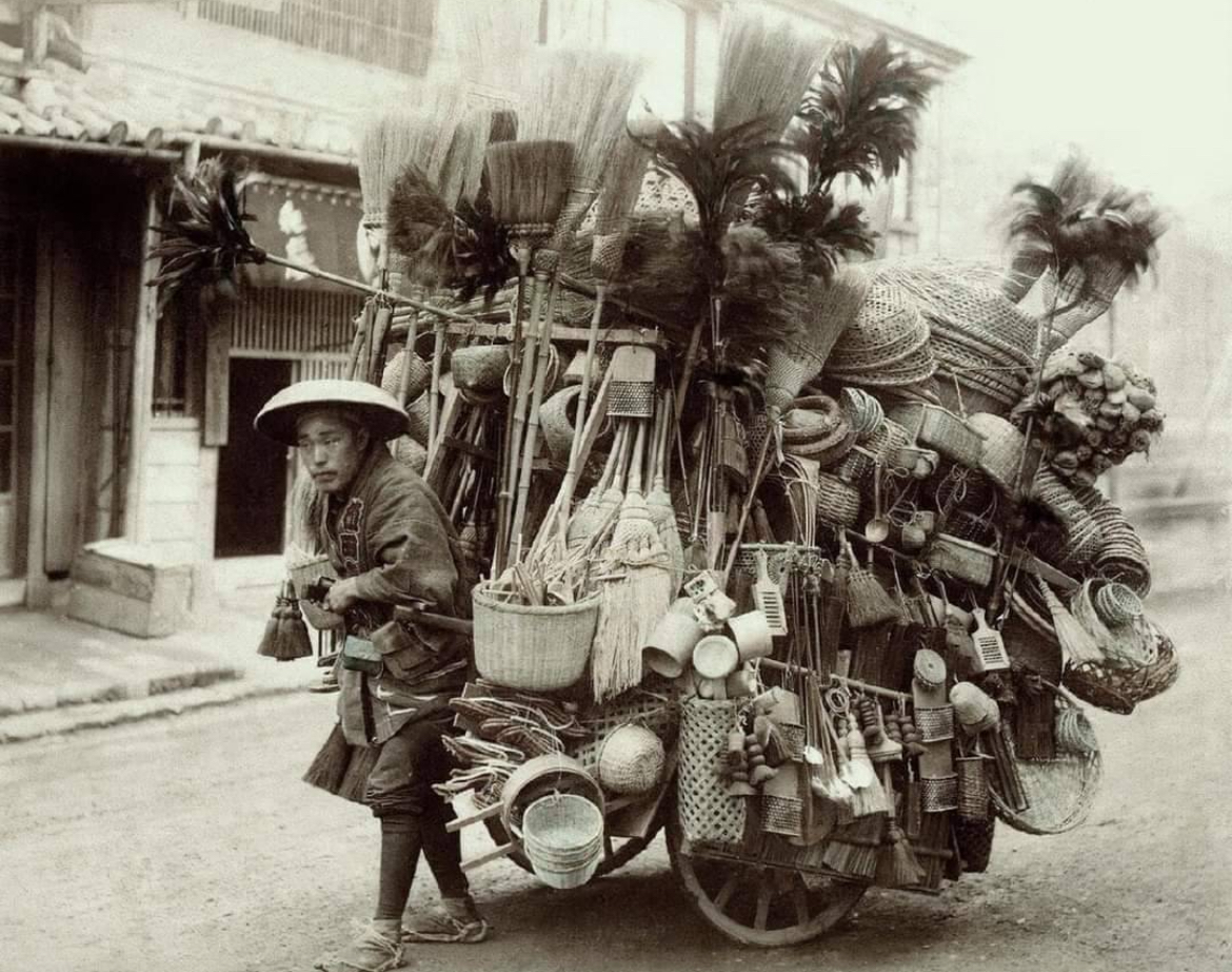 The Broom Man of Old Japan