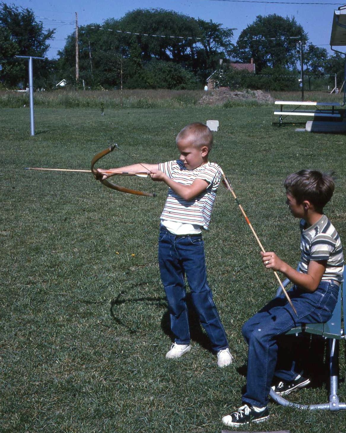Kids + Bows + Arrows = Chaos With a Pointy End