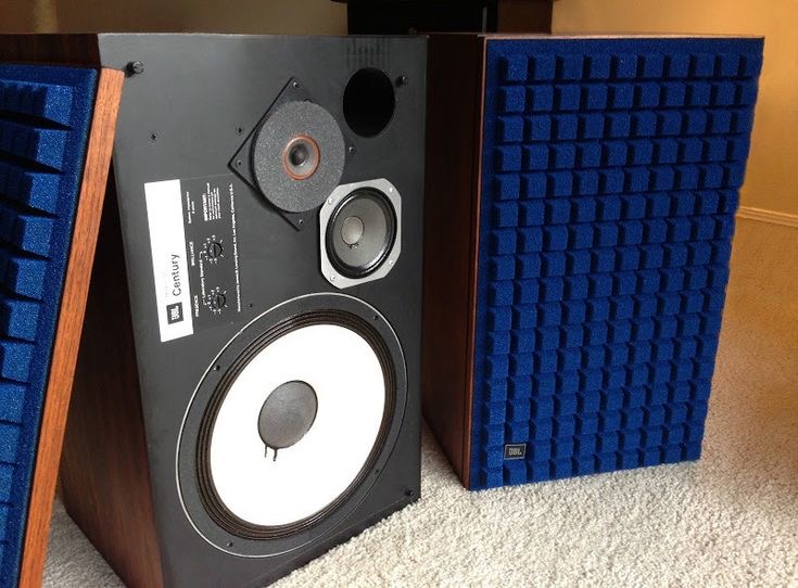 JBL L100 Century Speakers