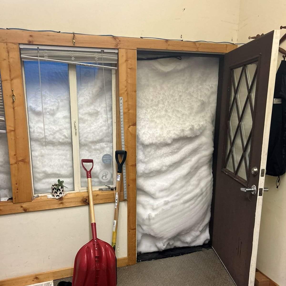 When the weather report said ‘a few inches of snow’.