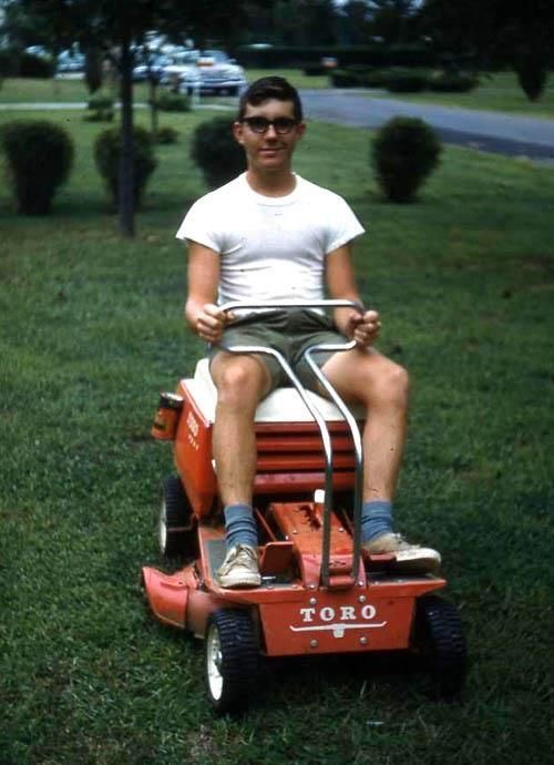 Dad vs. The Lawn: A Weekly Tradition