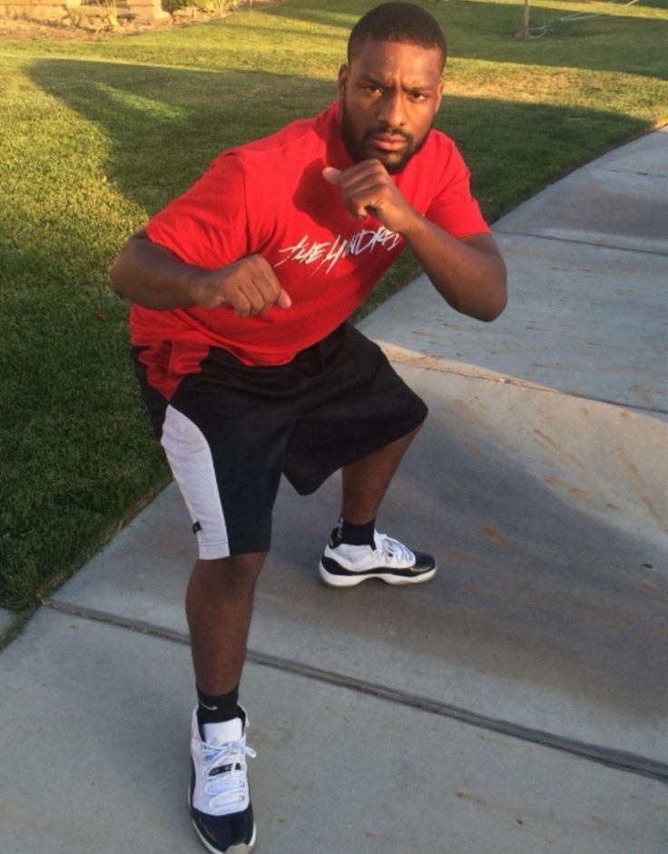 This Best Man Almost Fought the Wedding Planner