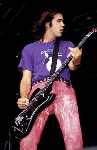 Krist Novoselic in full swing.