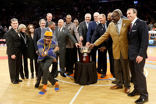 New York Knicks win NBA Championship, defeating the Los Angeles Lakers.